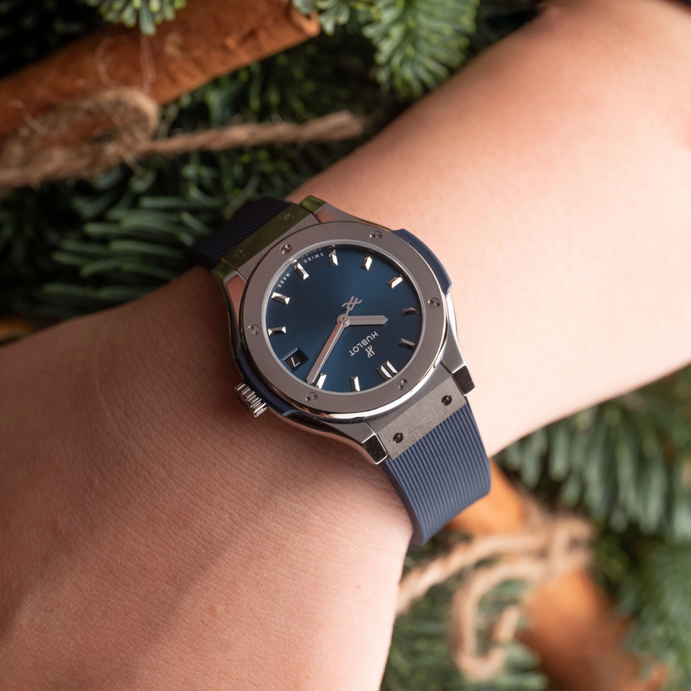 Часы HUBLOT CLASSIC FUSION 50 42mm, 542.NX.7170.RX