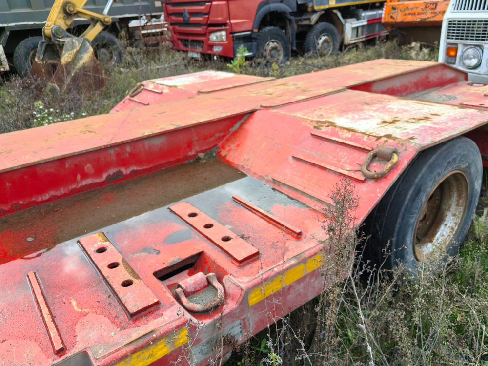Спецприцеп 9942* Полуприцеп тяжеловоз 3 оси 9942L4 (Раздвижной)