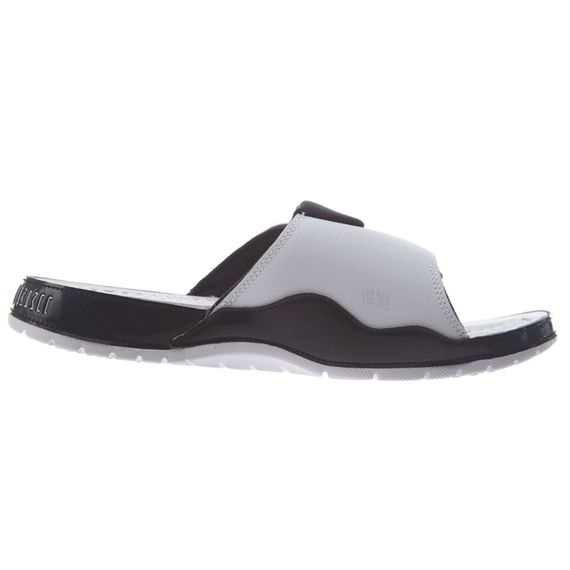 Jordan Hydro11 'Black White'