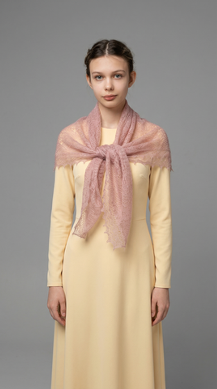 Оренбургский пуховый платок-паутинка А100-06 магнолия