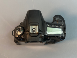 Canon EOS 60D kit 18–135mm f/3.5–5.6 IS 32.000 кадров