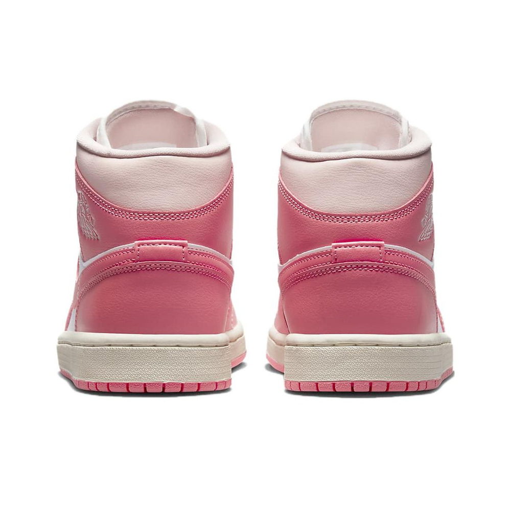 Кроссовки Air Jordan 1 Mid Strawberries and Cream
