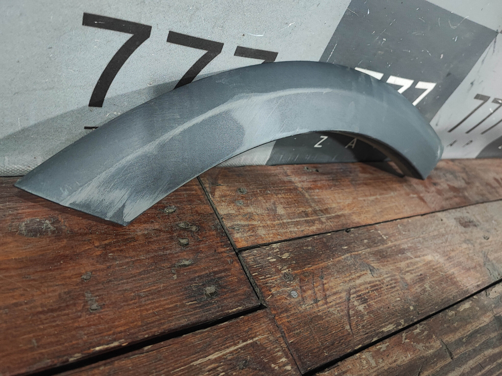 Накладка крыла заднего правого Geely Tugella 19-нв Б/У Оригинал 6073068300