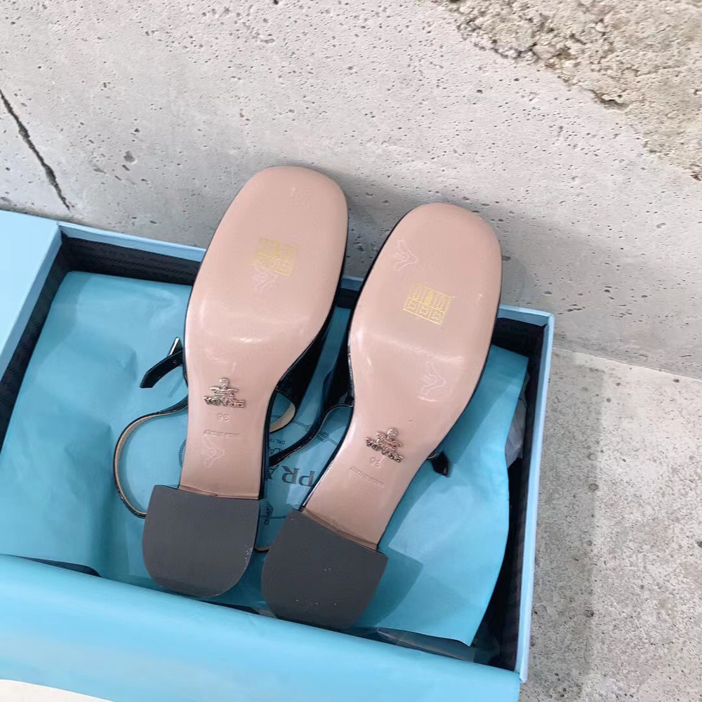 Туфли Prada