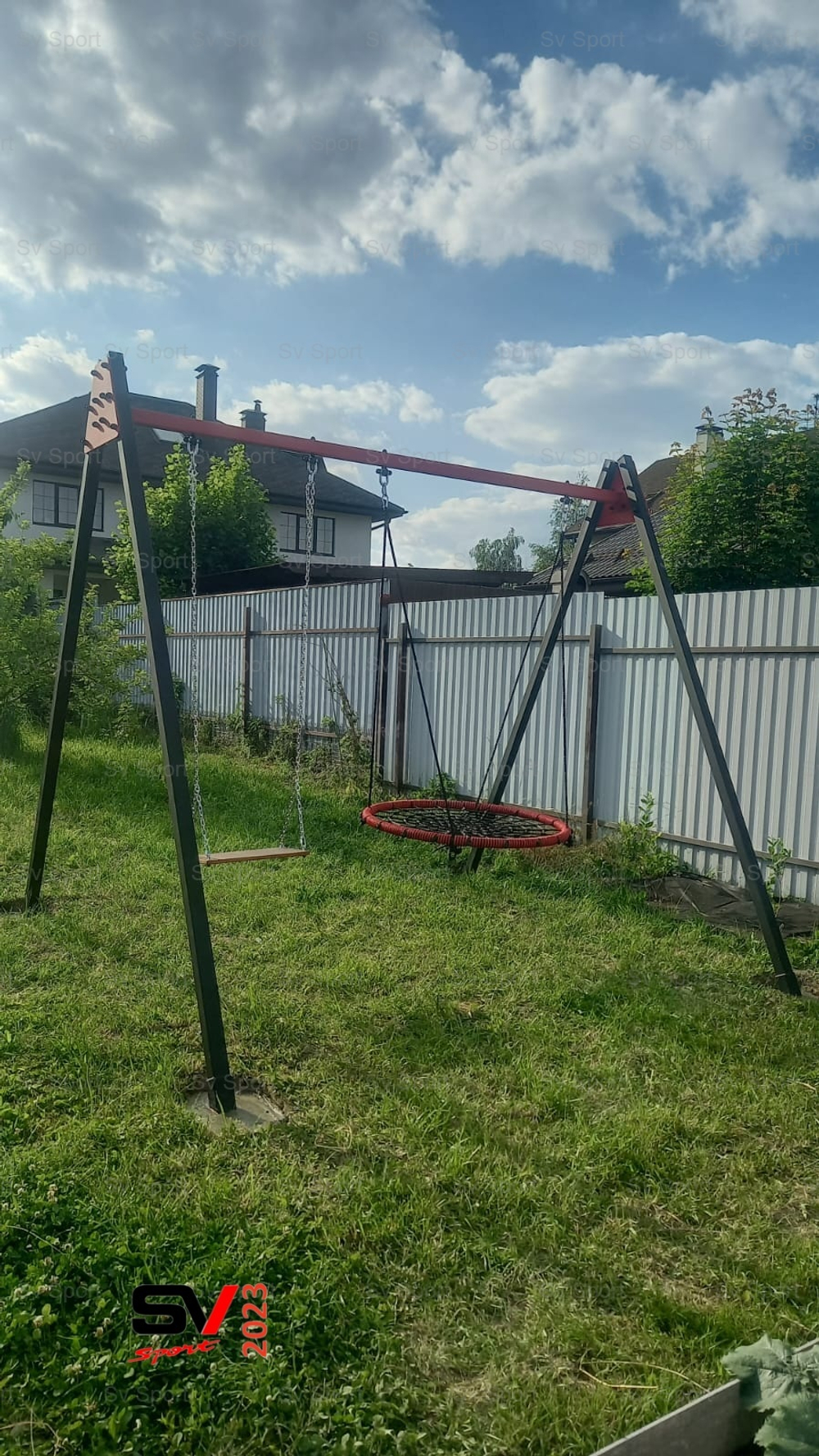 Монтаж уличных качелей Sv Sport