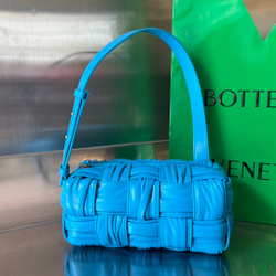 Bottega Veneta Small Brick Cassette 24 cm