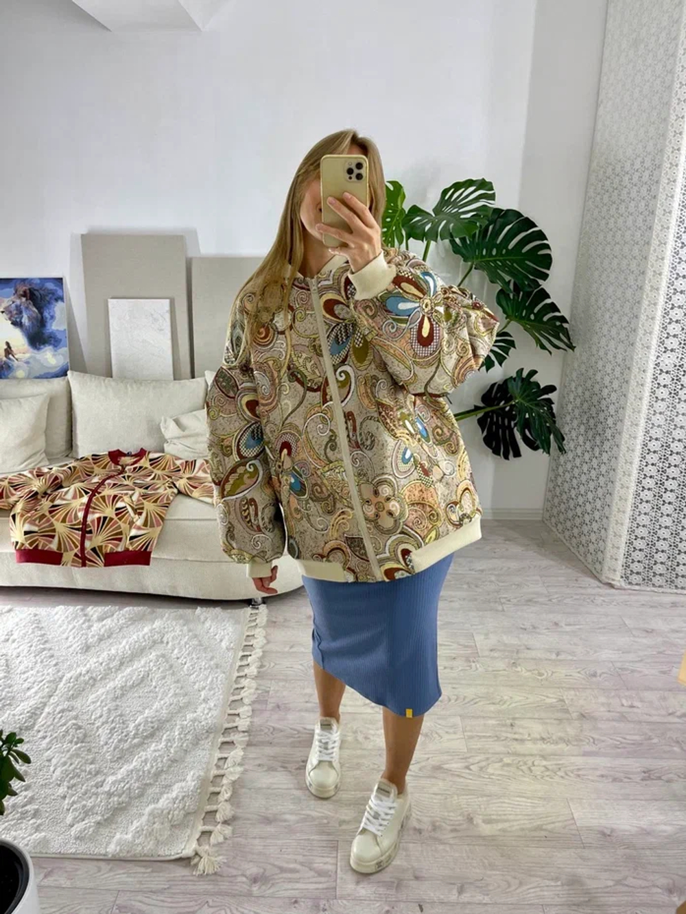 Куртка-бомбер (цвет бежевый)