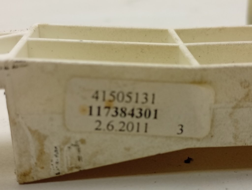 ESL46050 ктп8 Датчик уровня воды (прессостат) для посудомоечной машины Electrolux 1528189804 б/у