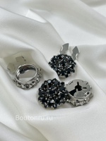 Накладка на пуговицу стразы черные в серебристом обрамлении (клипса)