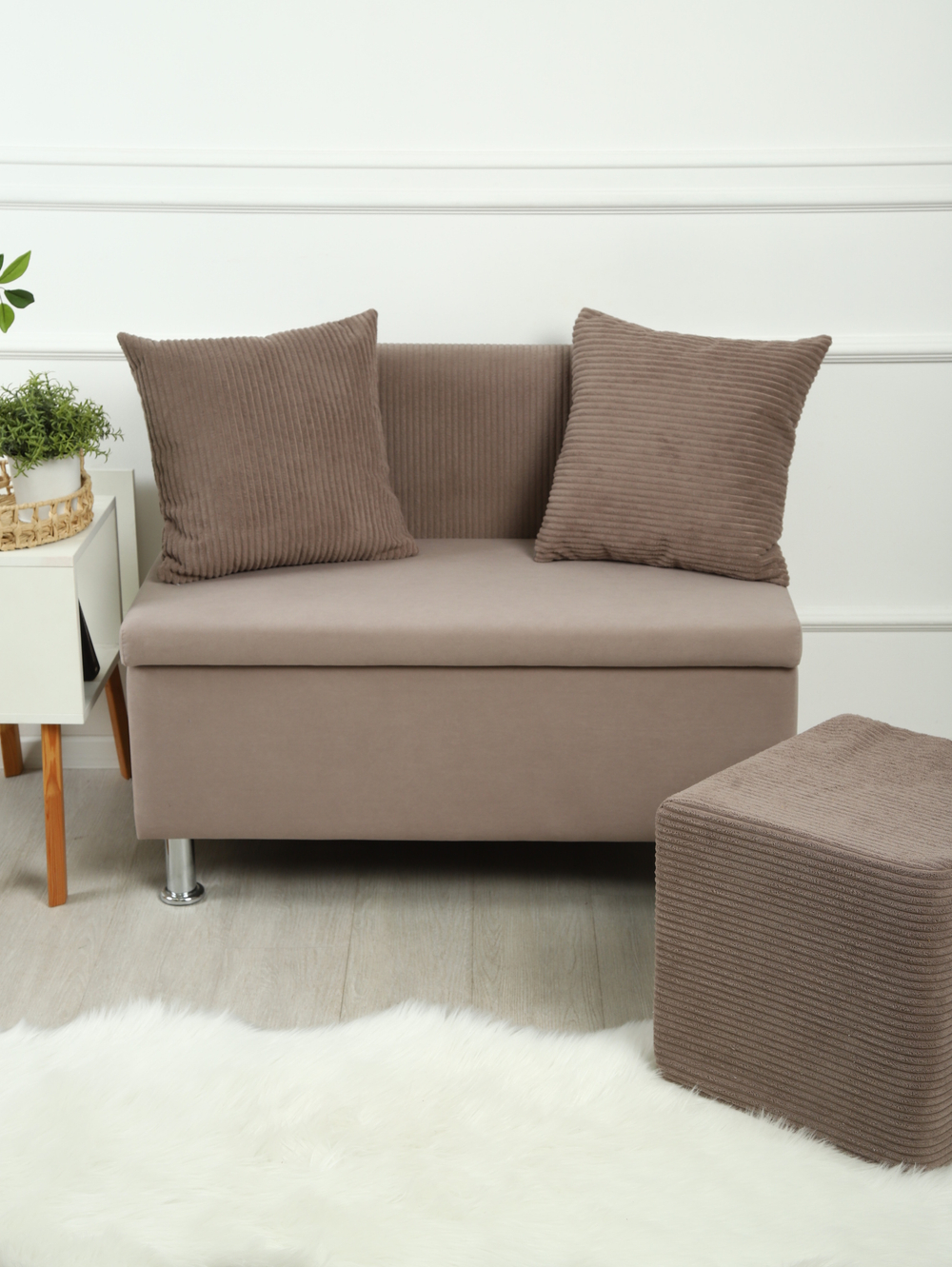 Диван "Mini" для кухни, студии, кафе, балкона