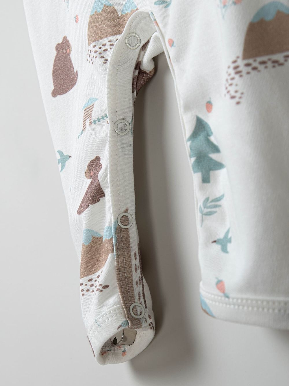 Слип с кнопками по шаговому шву "Тайга" 0+