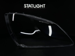 Правое стекло фары Toyota Prius 2005-2011