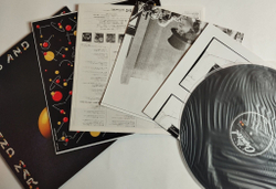 Винтажная виниловая пластинка LP Wings Venus And Mars (Japan 1975) (No Obi)