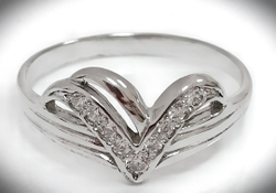 Ювелирное кольцо Эстерелла