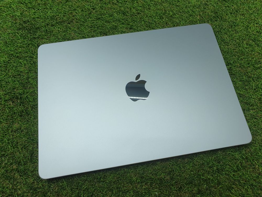 MacBook Air 13 (2025, M4) A3240 16Gb/256Gb 24цикла