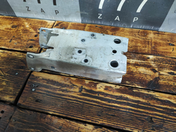 Кронштейн усилителя бампера правый MINI Hatch (F55/F56)  Б/У Оригинал 51117406390