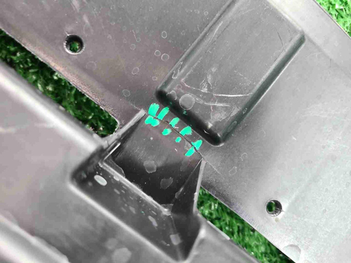 Пыльник переднего бампера Geely Atlas 2 (23-нв)