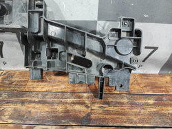 Кронштейн решетки радиатора Haval F7 2, F7x 2 24-нв Б/У Оригинал 5509102XKN02A