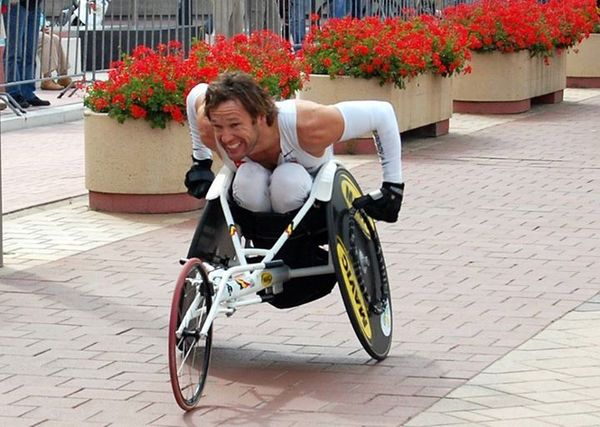 Compex и Марк Херрманс продлили контракт до конца 2015 года