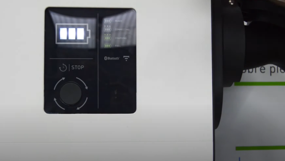 Пластиковая однофазная зарядная станция Legrand Green'up Premium, 7.4 кВт, 32 А (0 590 01) - 3