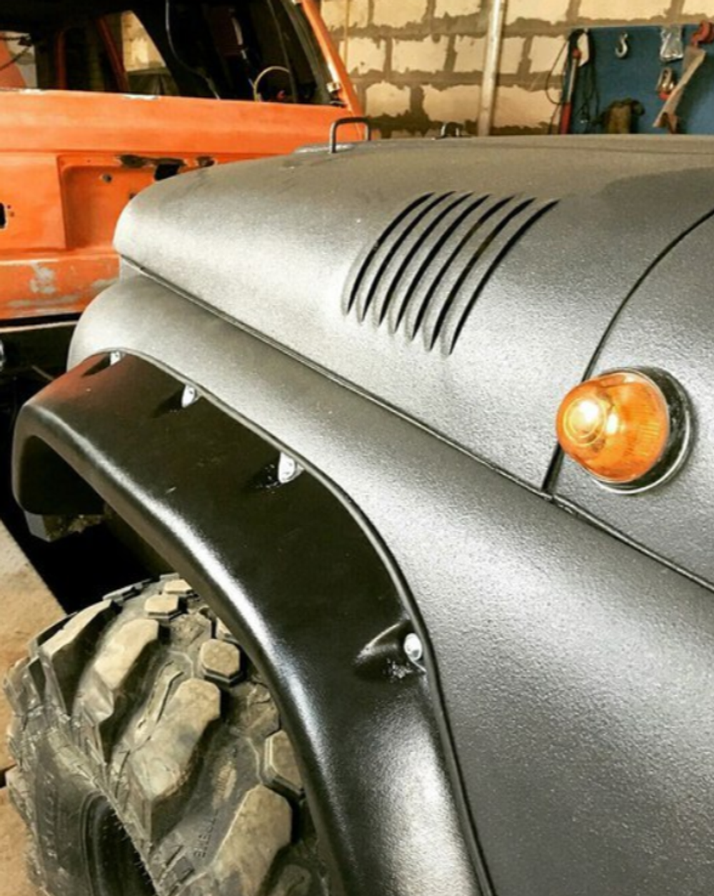 Расширители колёсных арок для УАЗ Хантер под резанные арки колёс