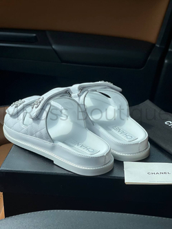 Женские сандалии Chanel Dad в белом цвете на липучках