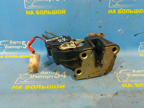 Замок двери задней правой TOYOTA COROLLA 1995