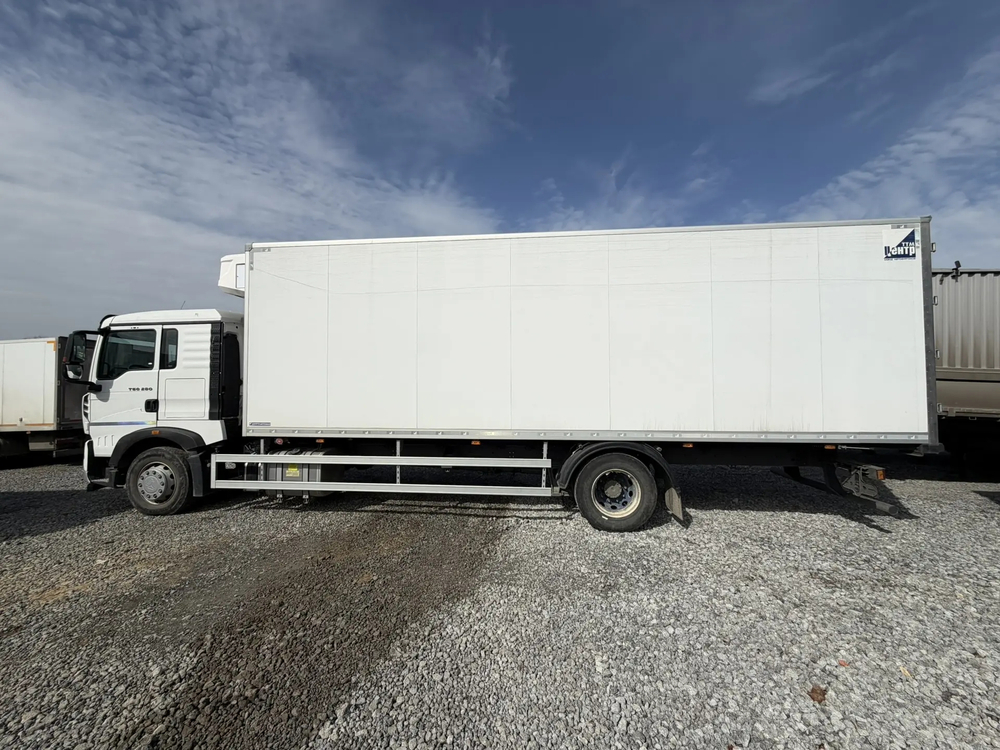 Howo T5G 4x2 Изотермический/рефрижератор АФ-77ZZ11-HS-02 (Рефрижератор, дизельный, 6.9 л, 280 л.с. М