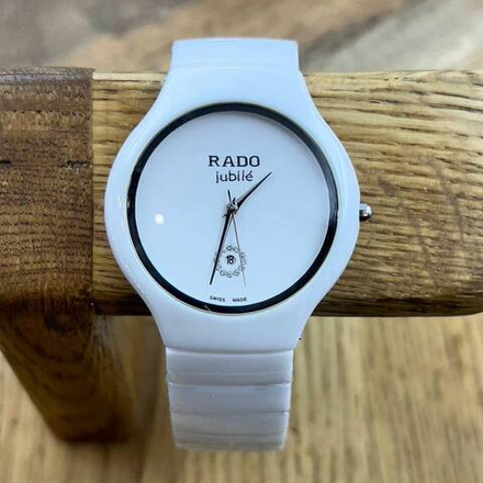Часы Rado