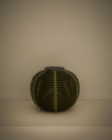 Настольная лампа Garoina на солнечных батареях из зеленого искусственного ротанга, 25 см