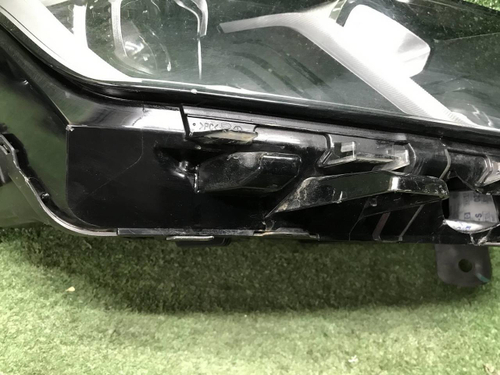 Битая Фара правая Geely Coolray (2019-2024) LED