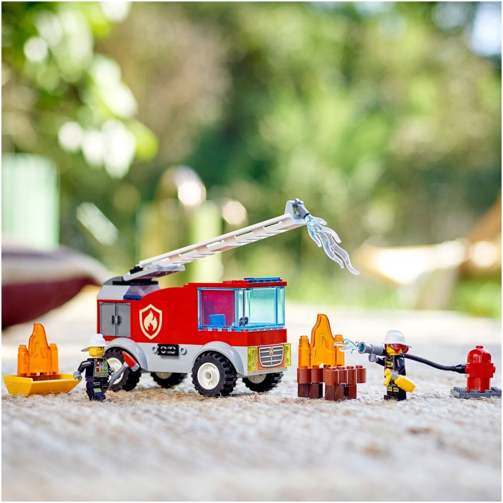 Конструктор LEGO City Fire 60280 Пожарная машина с лестницей