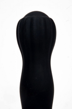 Черный силиконовый вибратор с бутоном-головкой - 18 см. (Цвет: черный)