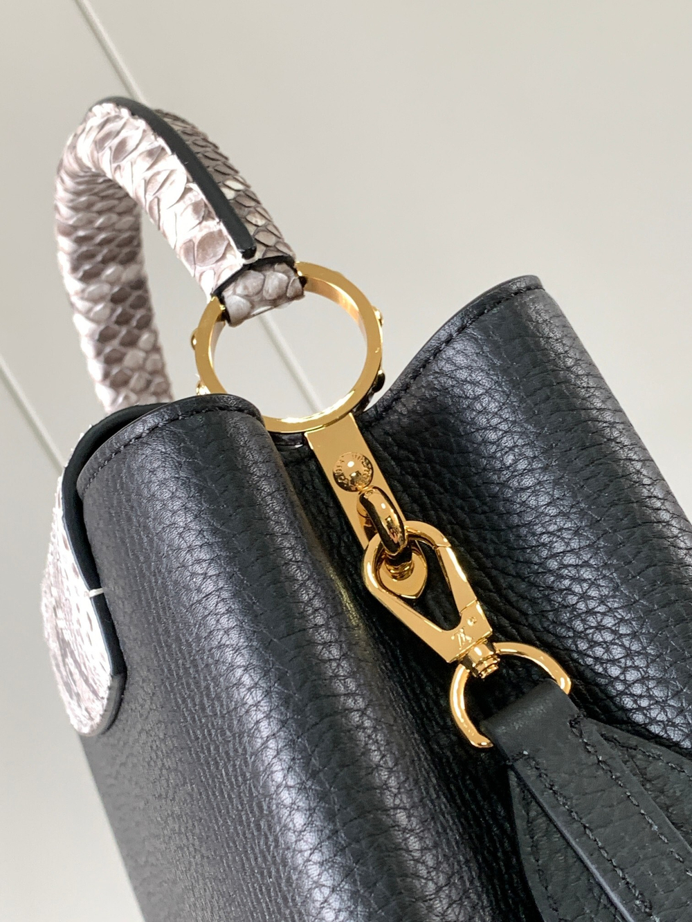 Louis Vuitton Capucines BB