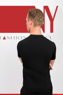 Футболка 2 пуговицы