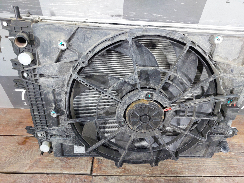 Кассета радиаторов Chery Tiggo 7 Pro 20-нв Б/У Оригинал 302001044AA