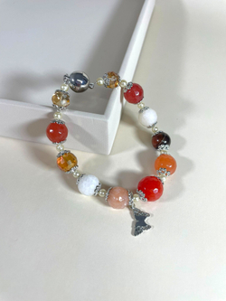 Браслет из бусин с магнитной застежкой