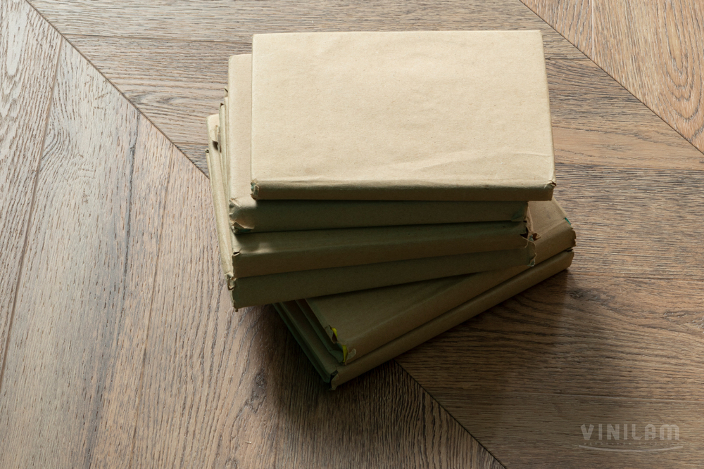 Виниловый ламинат VINILAM PARQUET CHEVRON RI153610CL4 Шеврон Нормандия (1,58)