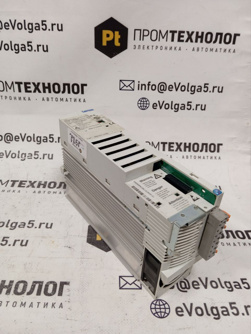 Lenze E82EV222_4C000 б/у