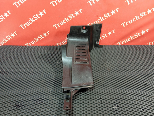 Накладка на порог левая