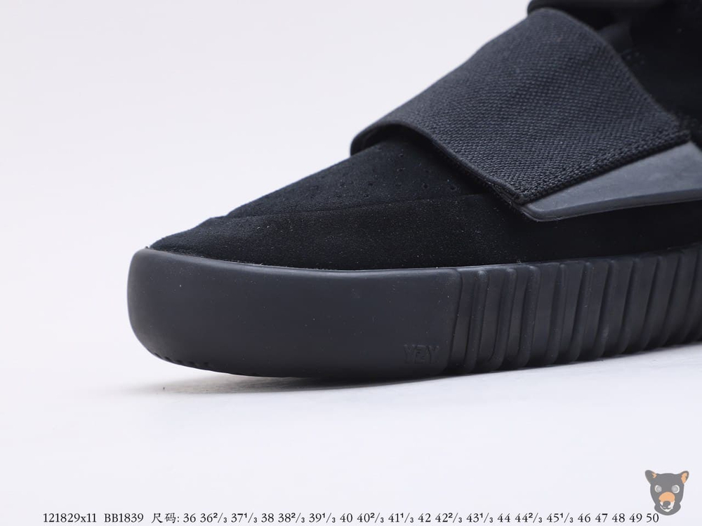 Triple black 750 online