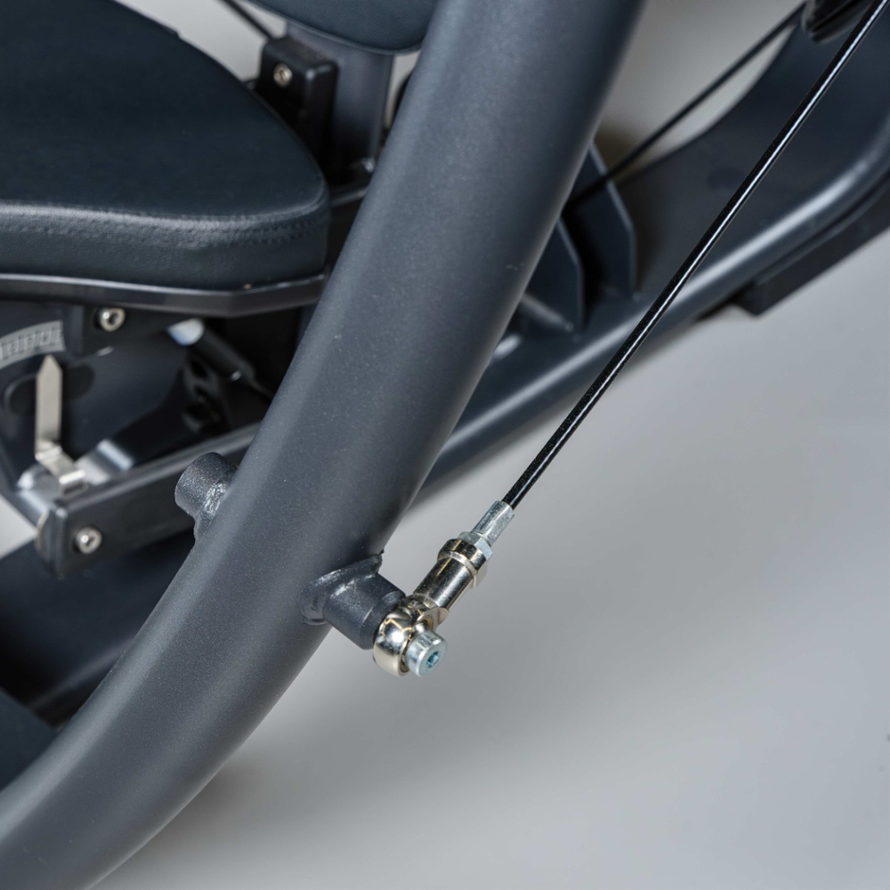 E7008 Жим от груди вертикальный. Стек 135 кг