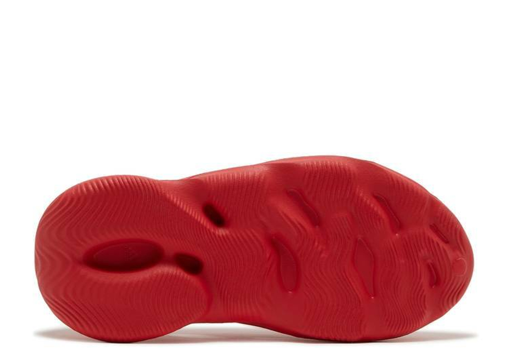 Yeezy Foam Runner "Vermilion"