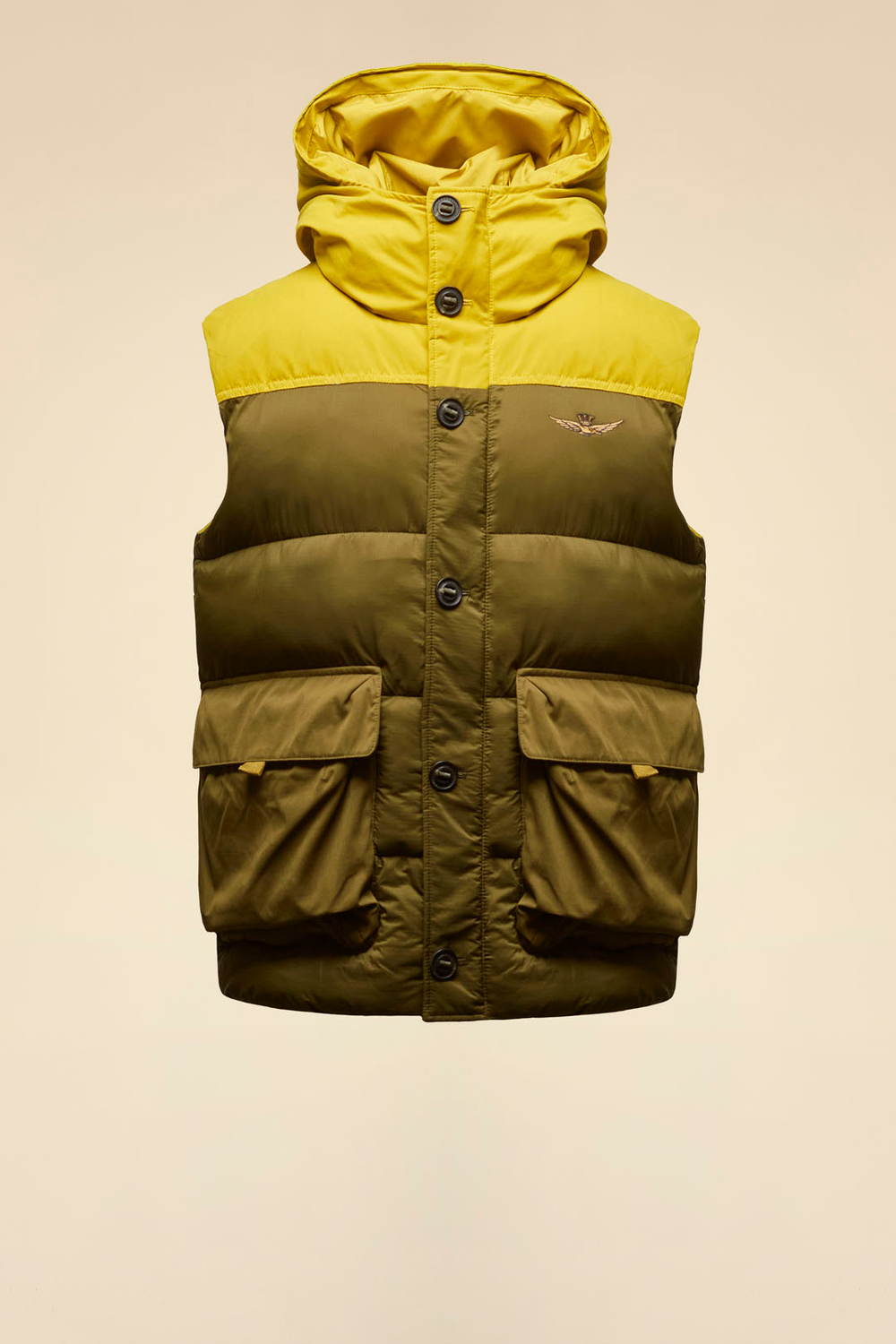 Жилет на подкладке с капюшоном