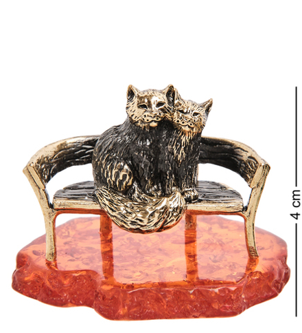 Народные промыслы AM-3089 Фигурка «Коты на скамейке» (латунь, янтарь)