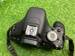 Canon EOS 600D 10.800 кадров