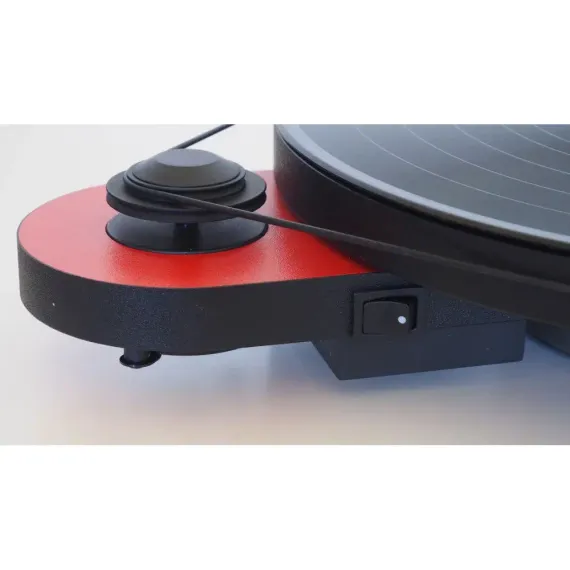 Pro-Ject Elemental OM5e Red Black