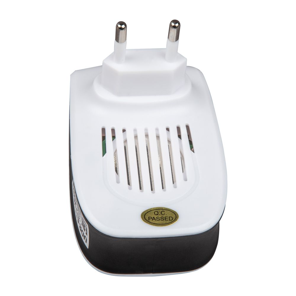 UDR-E11 WHITE Ультразвуковой отпугиватель насекомых и грызунов. 220В. Площадь до 80м2. Белый. TM Uniel