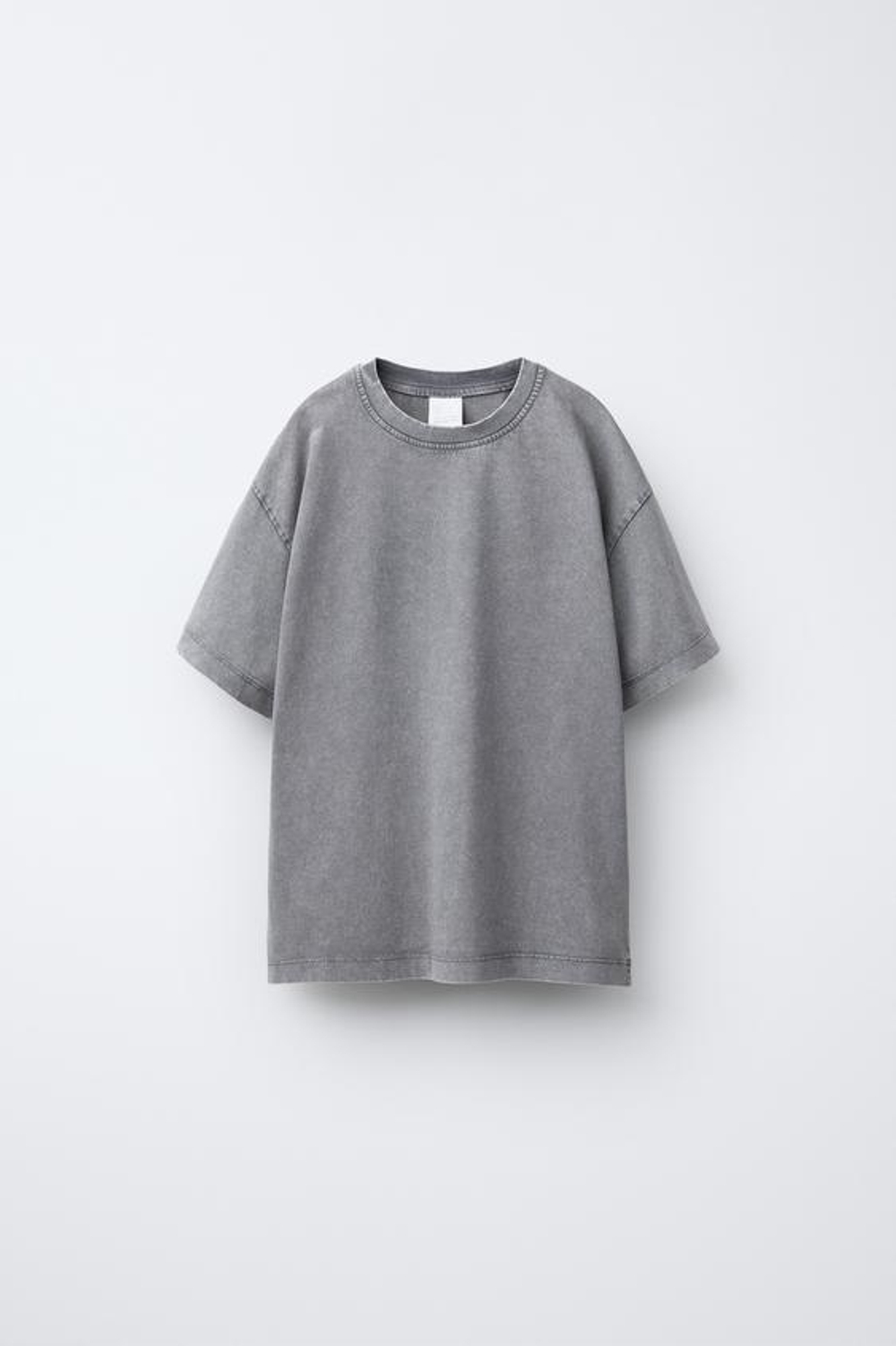 ZARA ФУТБОЛКА ИЗ ТКАНИ С ЭФФЕКТОМ ПОТЕРТОСТИ, АНТРАЦИТОВО-СЕРЫЙ