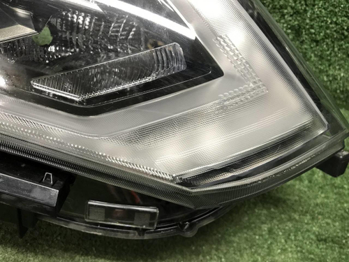 Фара правая Nissan X-Trail T32 (2017-2022) LED